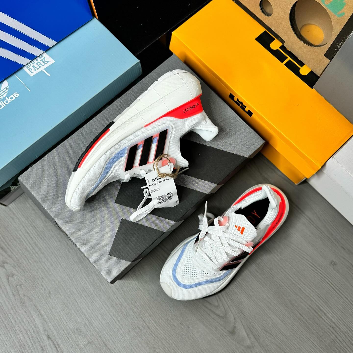 ULTRABOOST 719 - Unisex