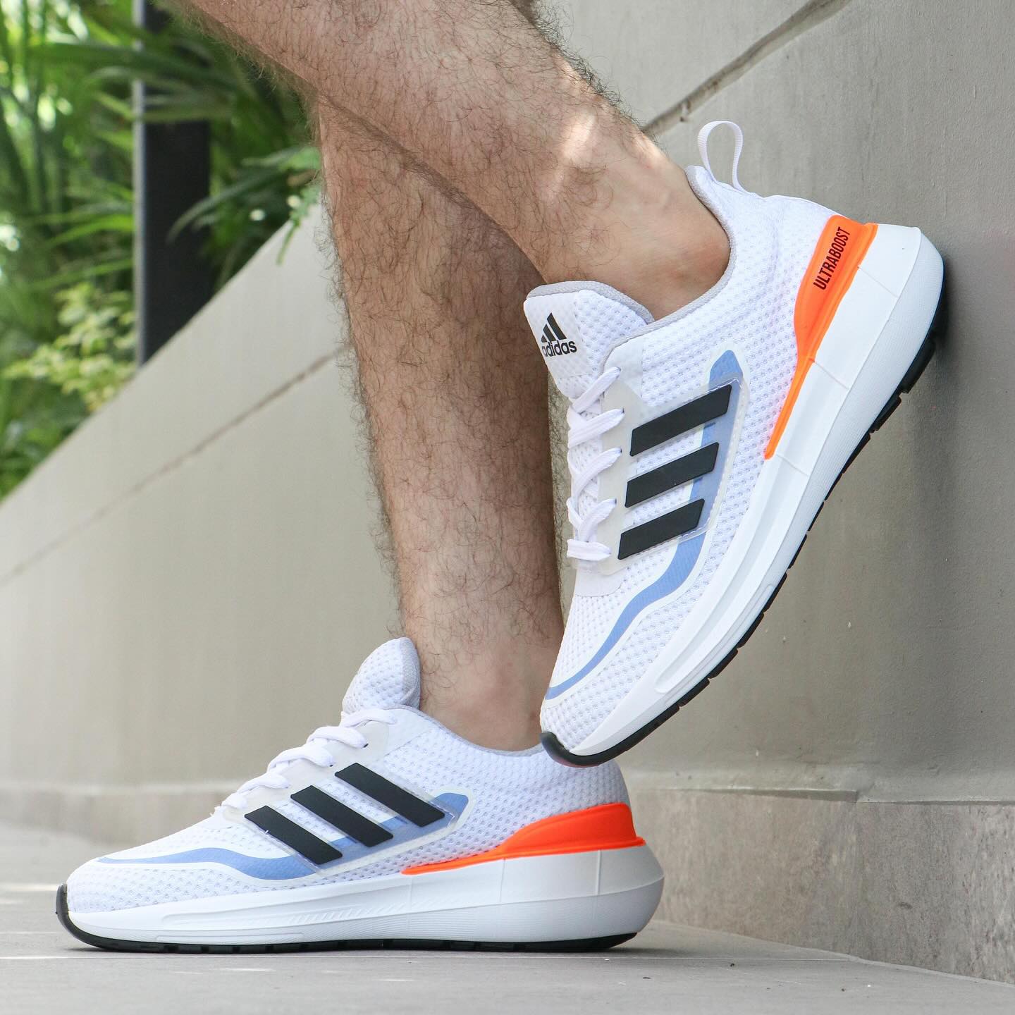 ULTRABOOST 719 - Unisex